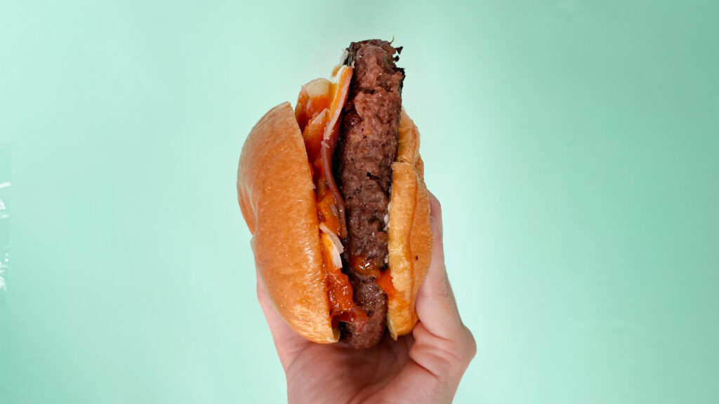 La mejor hamburguesa de Valencia en atlantida gastrobar.